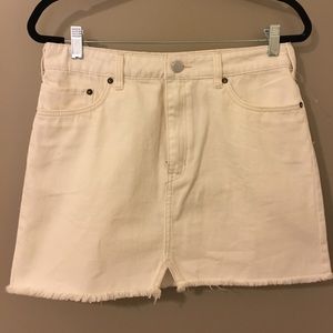 FREE PEOPLE WHITE DENIM SKIRT